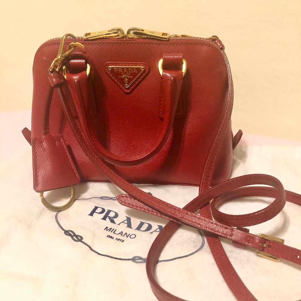 Auth-Prada Saffiano Lux Leather Mini Crossbody Bag